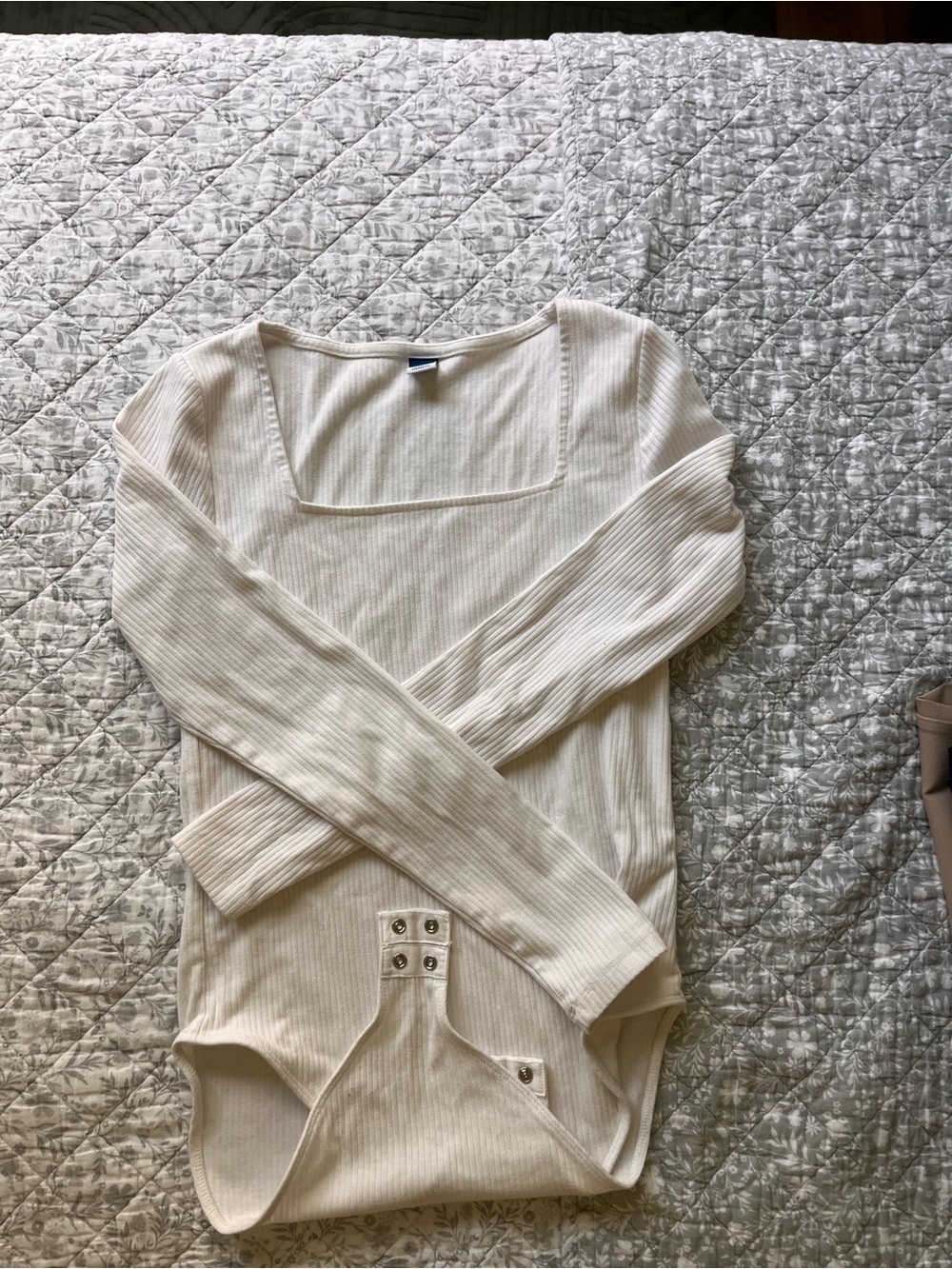 Old Navy Cream Ribbed Long-Sleeve Bodysuit